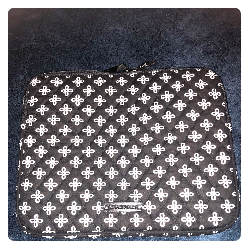 NWOT Vera Bradley Tablet Sleeve in Concerto